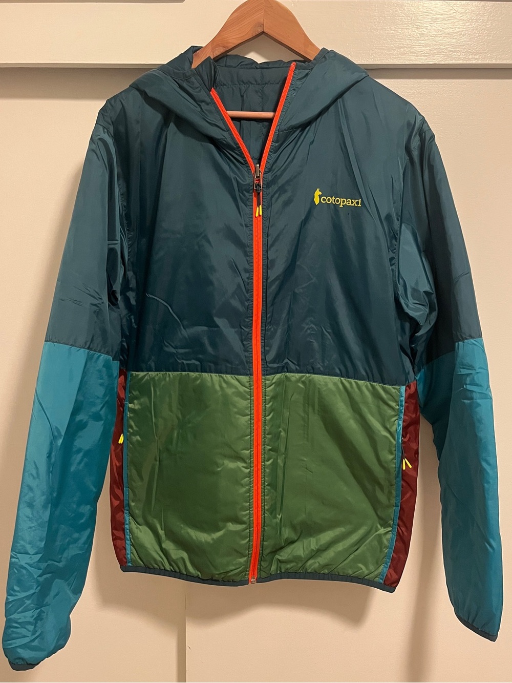 REVERSIBLE Cotopaxi Teca Cálido Hooded Jacket - Men's Survivor L